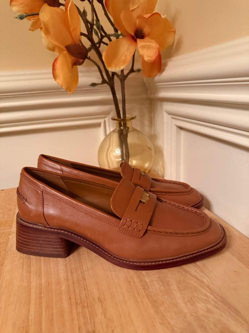 Vince Camuto Carissla Leather Block Heel Penny Loafers - Golden Walnut Sz 8.5